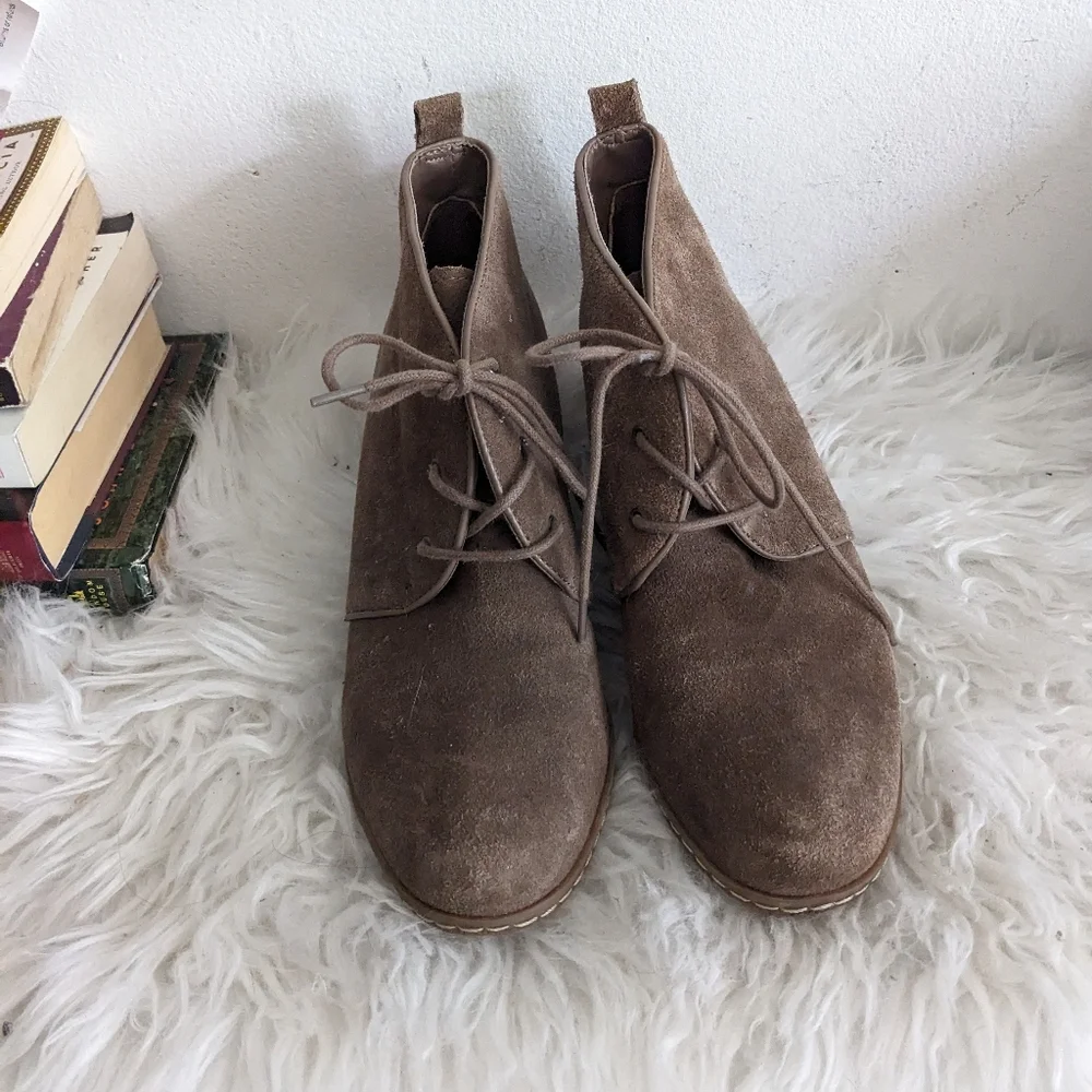 Franco Sarto Taupe Suede Wedge Booties Ankle Boots 7.5 Lace Up Platform